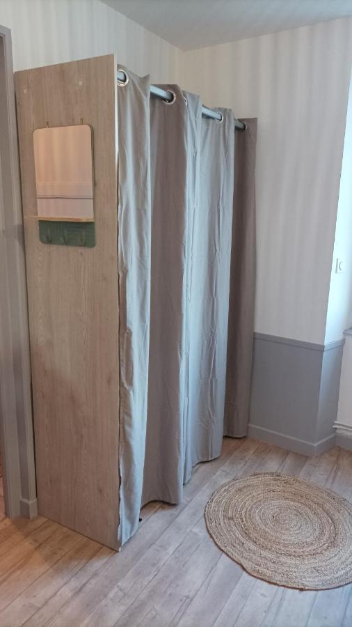 Loudeac : Appartement T2 Chaleureux Centre Ville Eksteriør billede