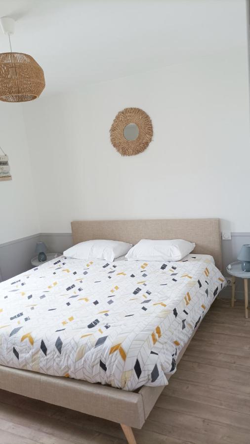 Loudeac : Appartement T2 Chaleureux Centre Ville Eksteriør billede